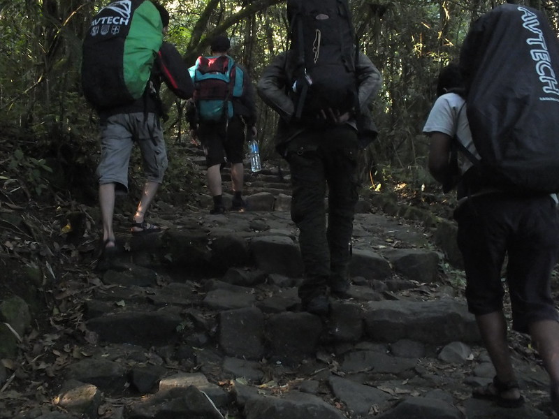 mendaki-pangrango-puncak-tertinggi-kedua-jawa-barat-22-25-november-2013