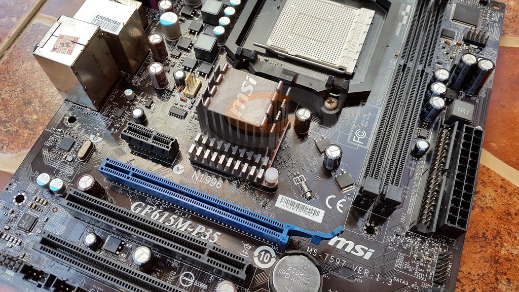 Материнская плата под процессор amd. Материнская плата 2 cpu am4. Материнская плата под процессор amd. P5q3 deluxe/wifi-ap. Материнская плата ddr3 совместимая с процессором fx8300.