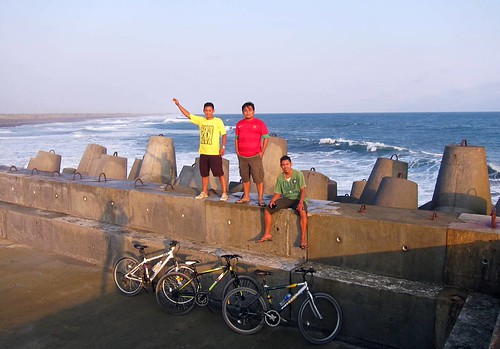 share-video-sepedaan-ke-paralayang---parangtritis-jogja-sunsetnya-mantab-gan