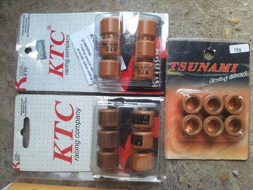 jual roller dan part matic suzuki