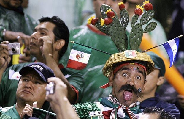 10 Suporter Paling Fanatik Didunia (Ada Indonesia)