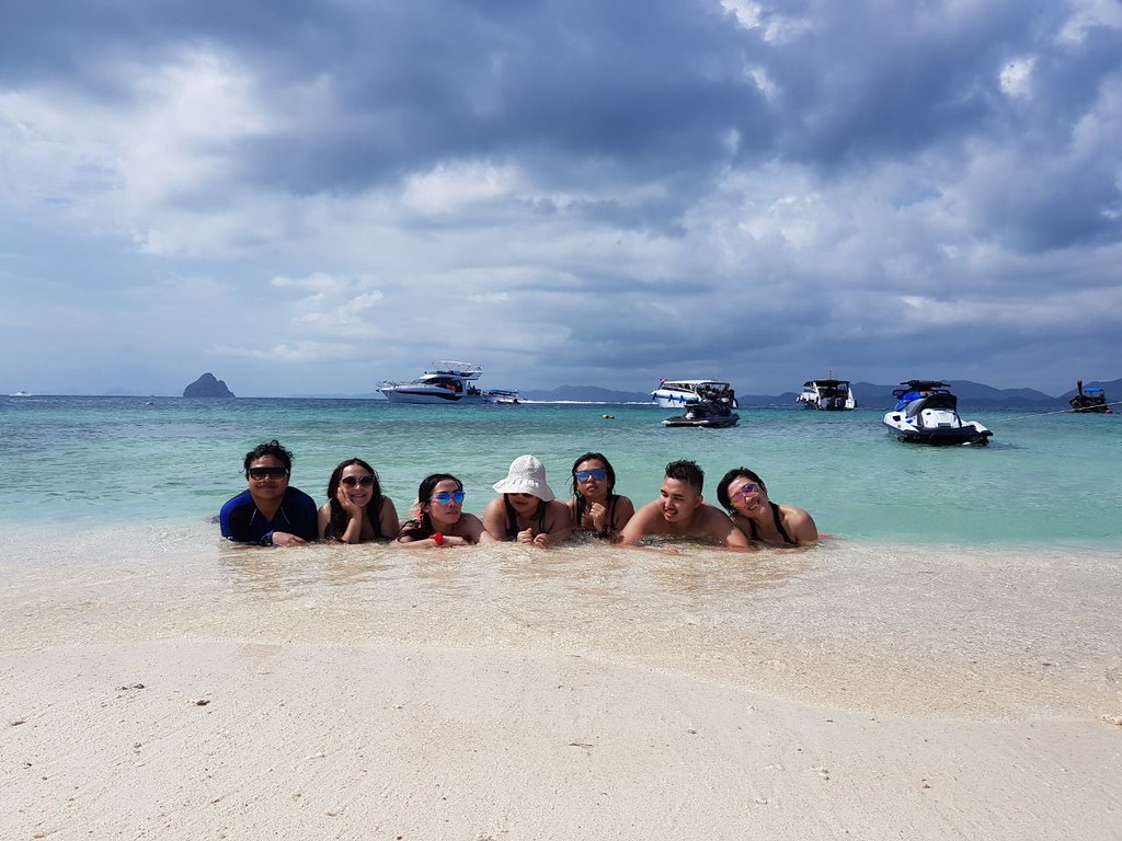 #KASKUStravelstory : Phuket, Pulau yang Menyuguhkan Sesuatu Untuk Semua Orang