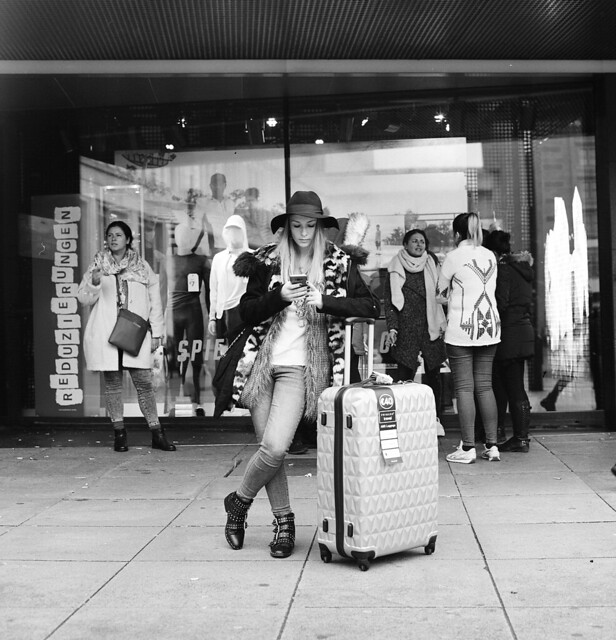 warung-ngumpul-penggemar-kamera-analog---part-5