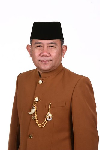 cahyono--quotya-mungkin-beliaunya-jokowi-masih-awam-menangani-ini-sampah-manggarai