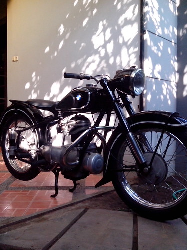 WTS BMW R25-2(kwaci) 1953 Collectable Item