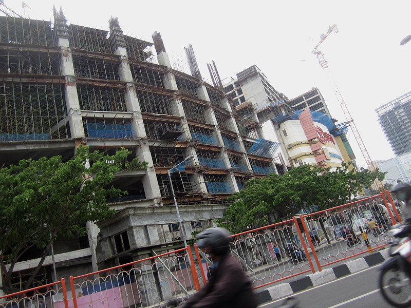Salah satu calon gedung tertinggi di indonesia bagian timur