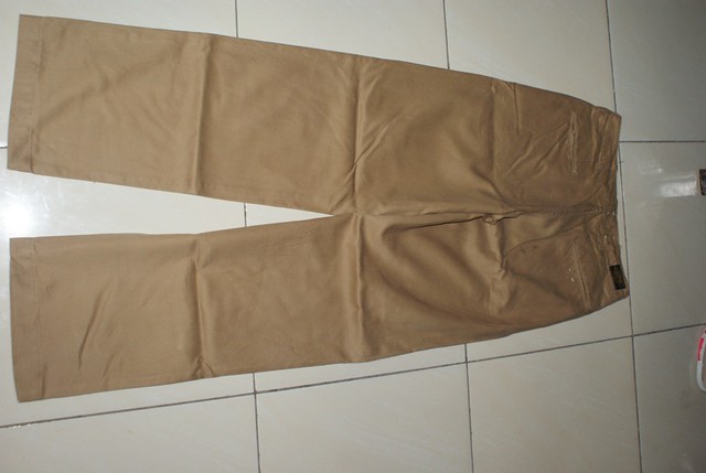BUZZ RICKSONS DARTISAN DIOR TOPMAN ZARA H&M DICKIES CARHART UNIQLO BEAMS SALEWA Chino