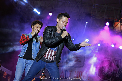 nongkrong-bareng-lensa-50mm-normal-lens