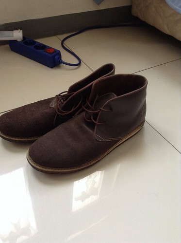 **WTS CASUAL SHOES MURAHHHHH!**