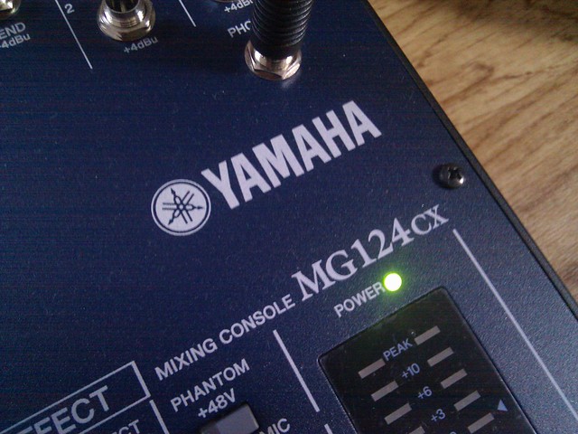 [ask] bagaimana cara rekaman lewat mixer secara live ?