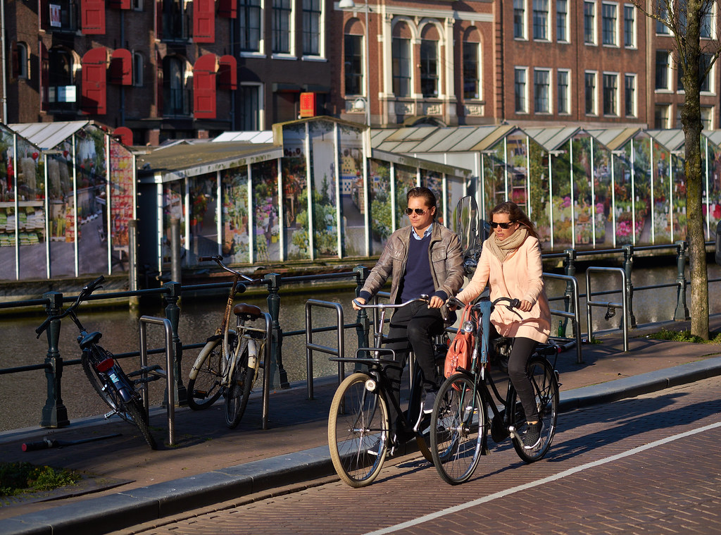 Indahnya Warna-Warni di Pasar Bunga Bloemenmarkt, Amsterdam