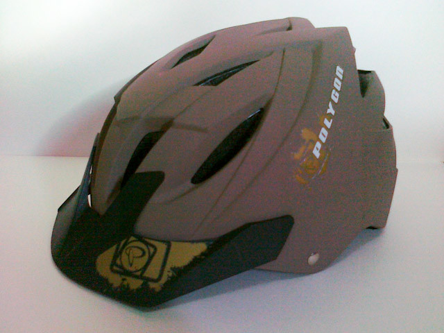 share-n-show-your-bike-helmet-mari-berbagi-dan-pajang-helm-sepedamu-disini