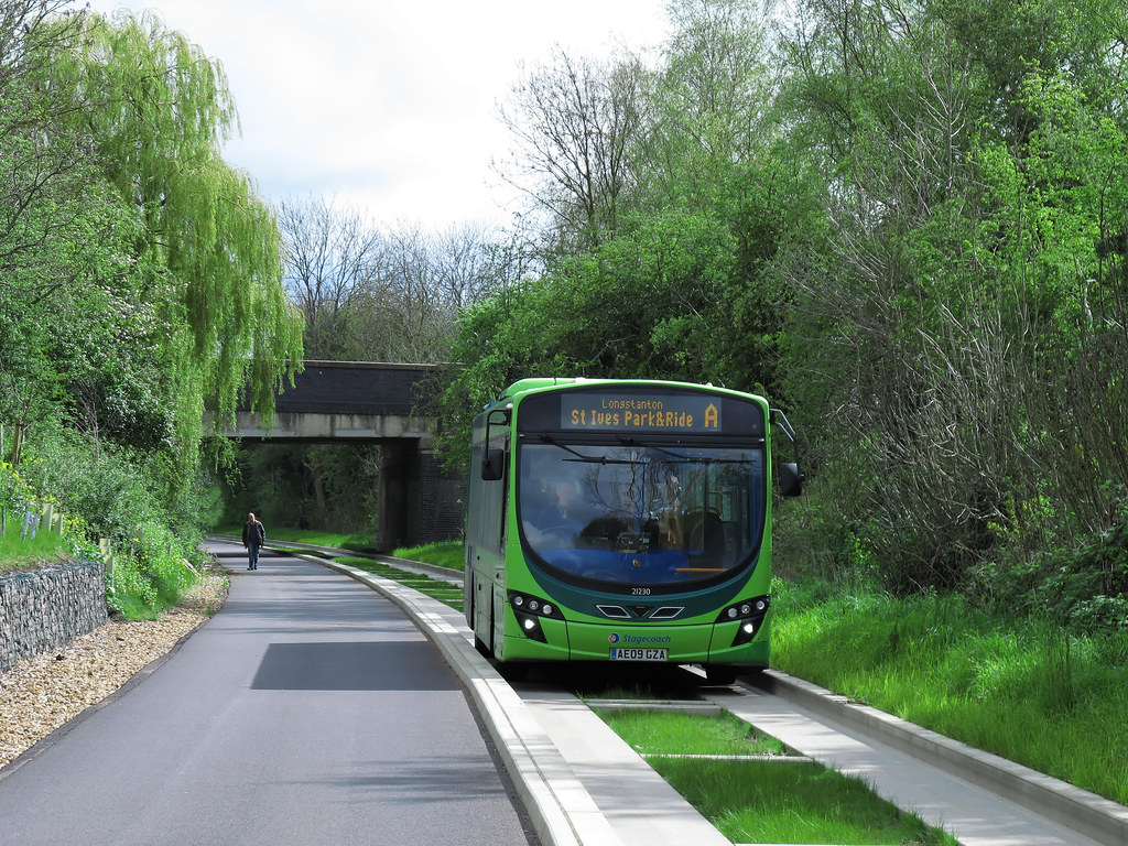 Jalanan Busway di Luar Negeri