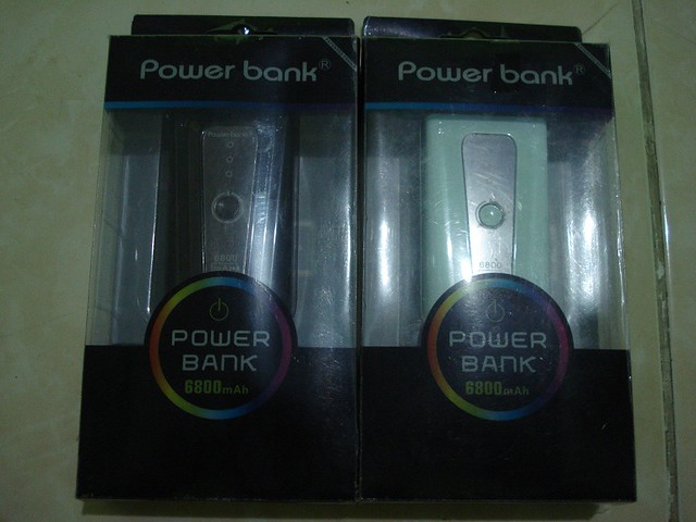 PROMO Baterai Portable POWER BANK ASLI!!..