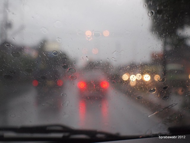 photo-games-foto-di-bawah-saya