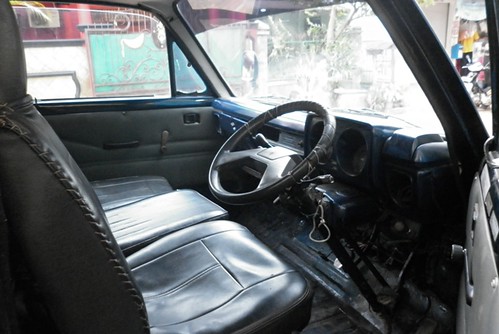  Toyota  Hiace  Minibus 85 Diesel  Mobil  irit gan 