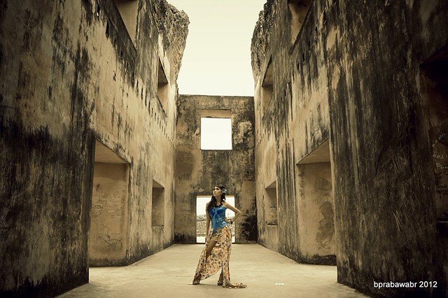 photo-games-foto-di-bawah-saya