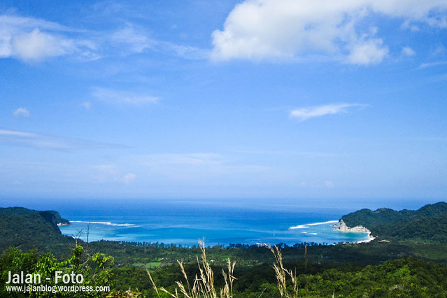 Surga tersembunyi di Pantai Tarimbang