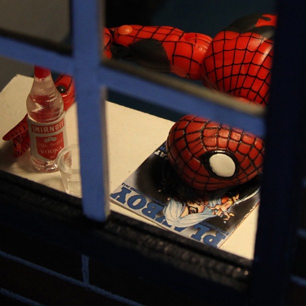 Photography kreatif dengan mainan SPIDERMAN &#91;kocak&#93;