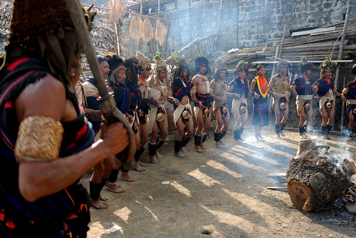 [CULTURE] Head Hunter Tribes. Ketika simbol derajat tertinggi manusia ada di kepala.
