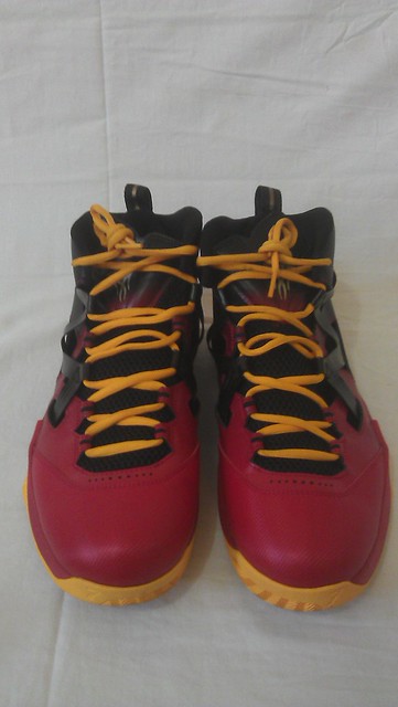 new--thread-kolektor-sepatu-basket