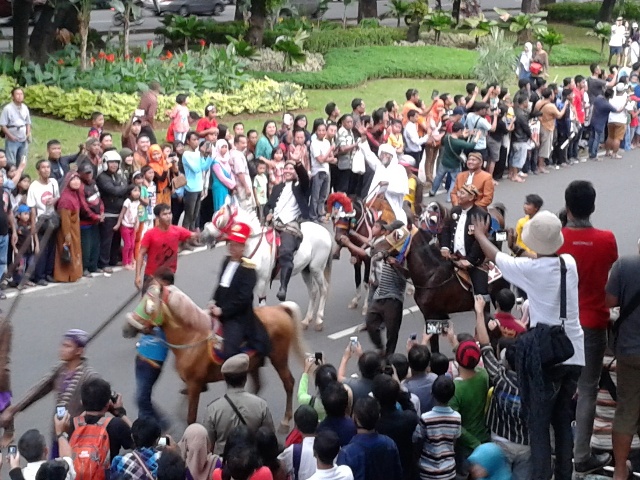 Meriahnya Pawai World Heritage Festival 2013 di kawasan Monas, Jakarta