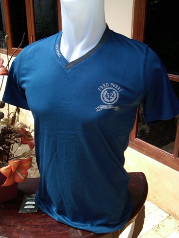 Jual baju kaos keren cwo barang bandung,, diliat dlu gan,, murah meriah,,