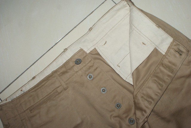 BUZZ RICKSONS DARTISAN DIOR TOPMAN ZARA H&M DICKIES CARHART UNIQLO BEAMS SALEWA Chino