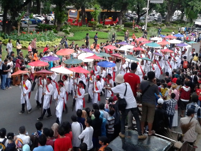 Meriahnya Pawai World Heritage Festival 2013 di kawasan Monas, Jakarta