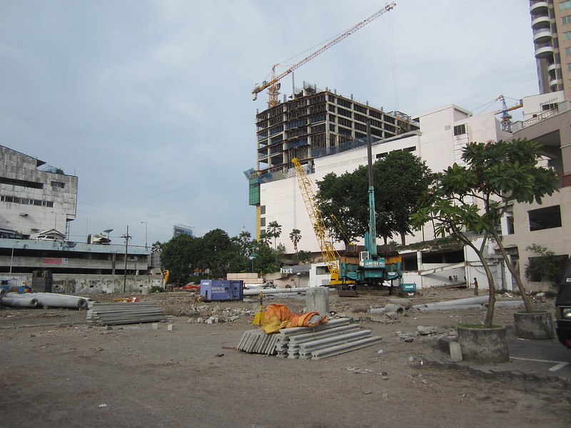Salah satu calon gedung tertinggi di indonesia bagian timur