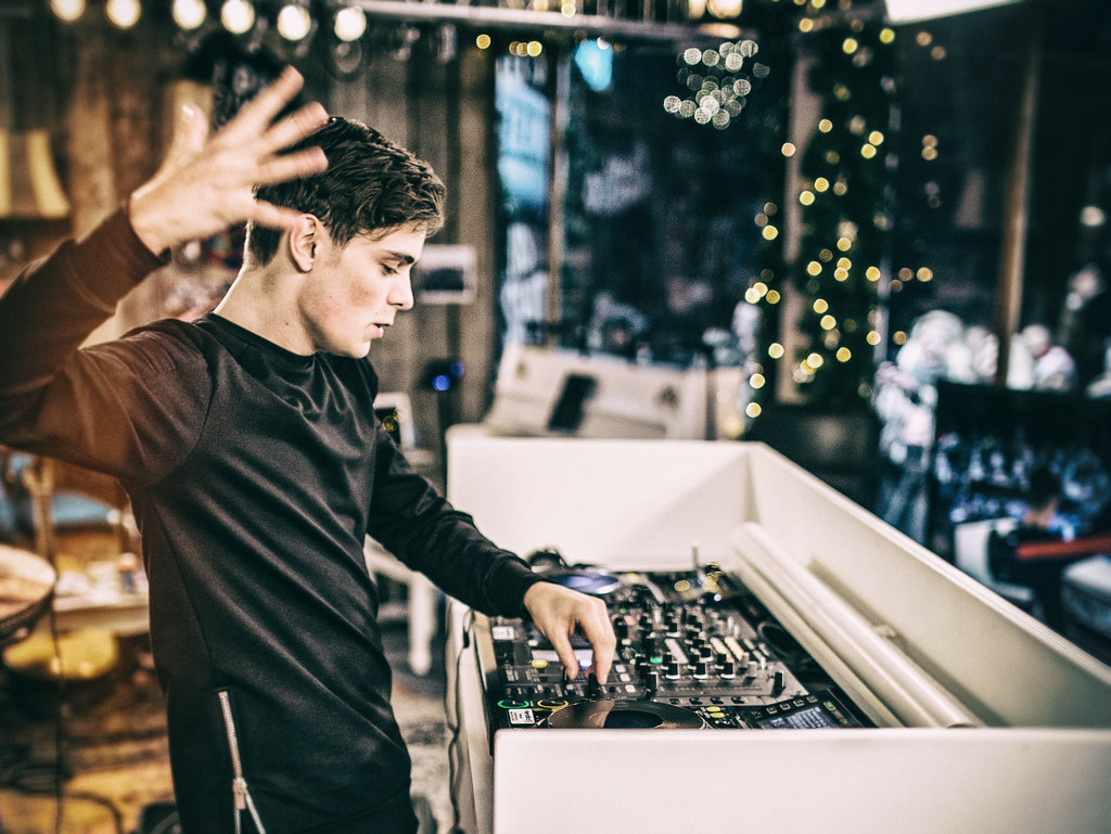 Suka Music EDM ? Suka Martin Garrix ? Inilah 6 Fakta Dan 16 Lagu Kolaborasinya