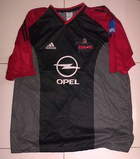 ORIGINAL Football Shirts (Size Besar) for SELL