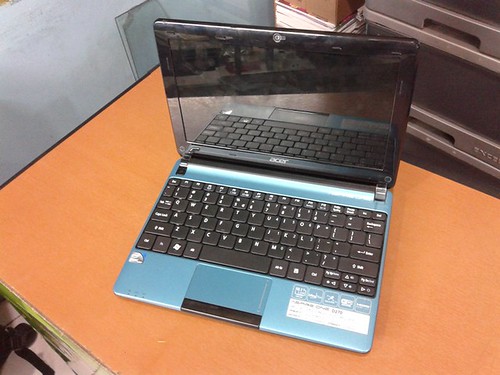 TOKO ALAMIACOM - NETBOOK ACER AO D270/GARANSI RESMI/ATOM DUAL CORE N2600/FULSET