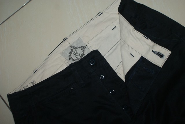 BUZZ RICKSONS DARTISAN DIOR TOPMAN ZARA H&M DICKIES CARHART UNIQLO BEAMS SALEWA Chino