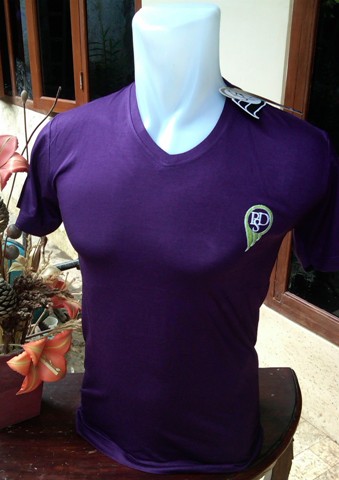 Jual baju kaos keren cwo barang bandung,, diliat dlu gan,, murah meriah,,