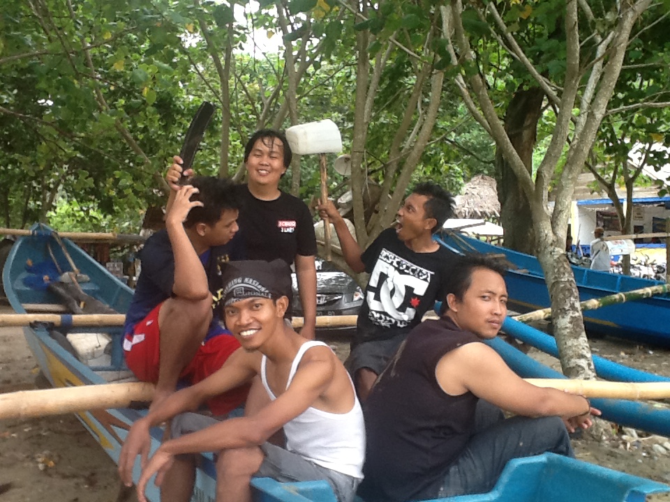 Trip @Pantai Bowele (Bolu-bolu, Wedi Awu, Lenggoksono)