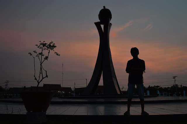 alun-alun-nikonian---part-12