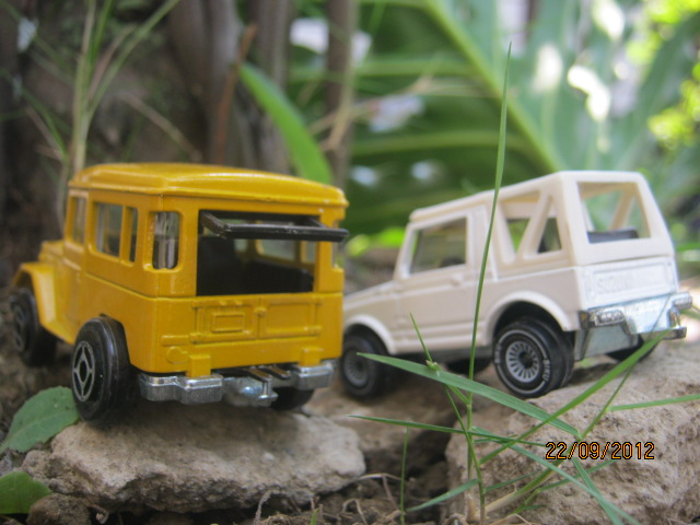 Diecast antik Jeep TOYOTA Hardtop & SUZUKI Jimny