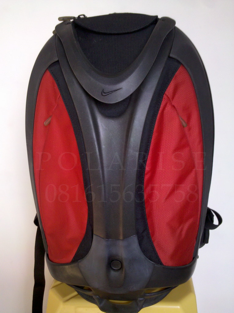 Tas Ransel : NIKE HARDSHELL BACKPACK ........... MANTAP & Eye Catcher