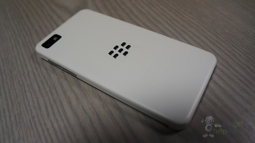 Bocoran Foto Eksklusif Smartphone BlackBerry Z10