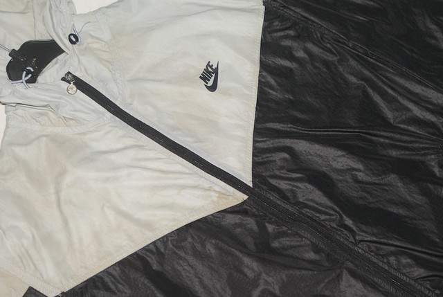 THE VENTURES NIKE Windrunner FARMERS BONE SHAKER POLO LACOSTE Harington UNIQLO KANGOL