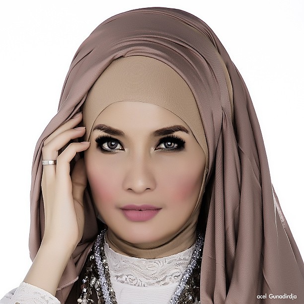 15 Daftar Artis Indonesia Yang Berjilbab