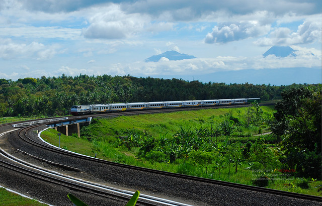 nongkrong-bareng-raillway-photography