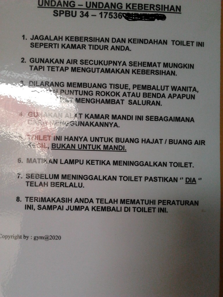 Toilet Ini Punya UNDANG - UNDANG gan!!! :ngakak