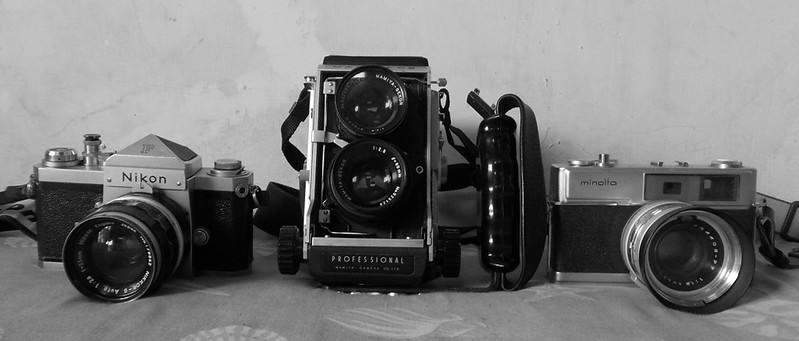 warung-ngumpul-penggemar-kamera-analog---part-4