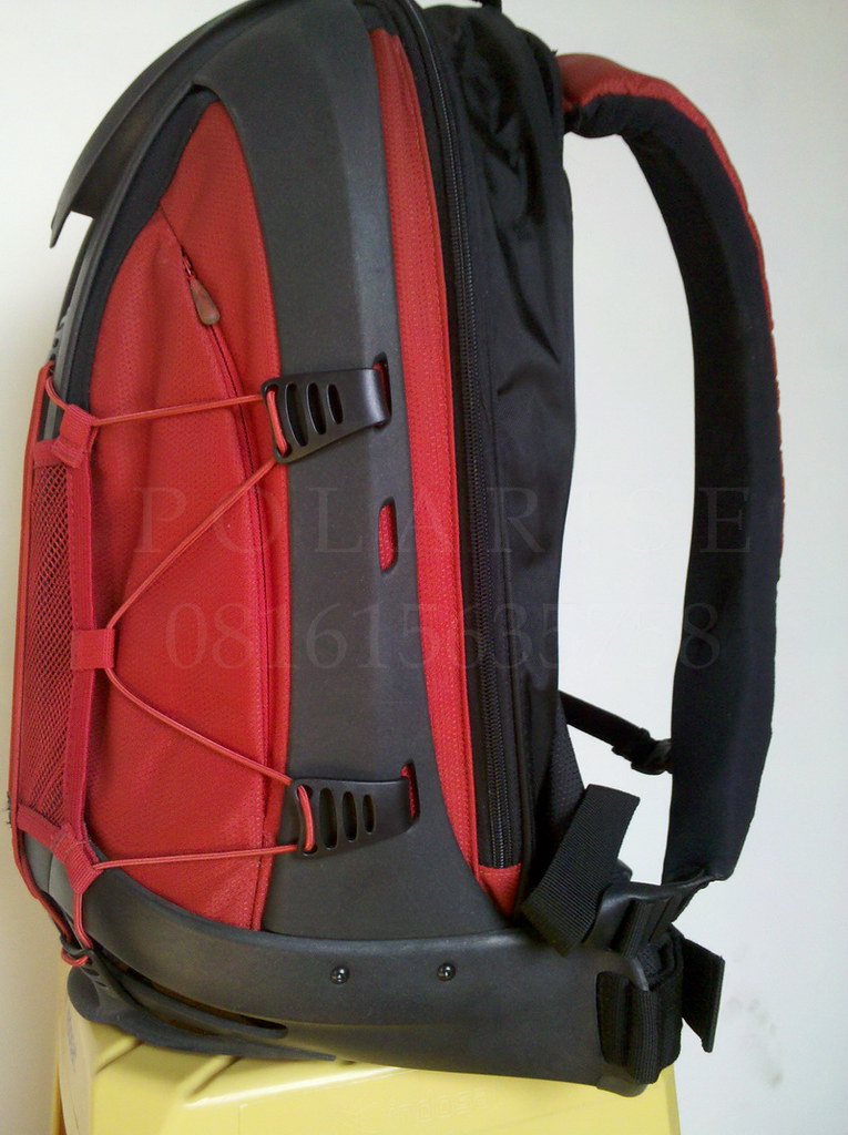 Tas Ransel : NIKE HARDSHELL BACKPACK ........... MANTAP & Eye Catcher