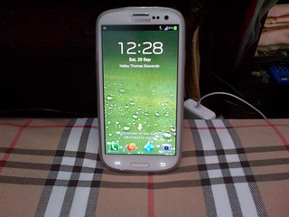 2nd - SAMSUNG Galaxy S3 ; Like NEW ^^