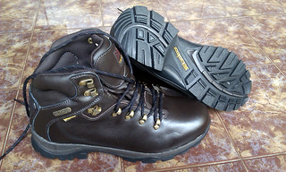 Jual Sepatu outdoor Waterproof KARIMOR