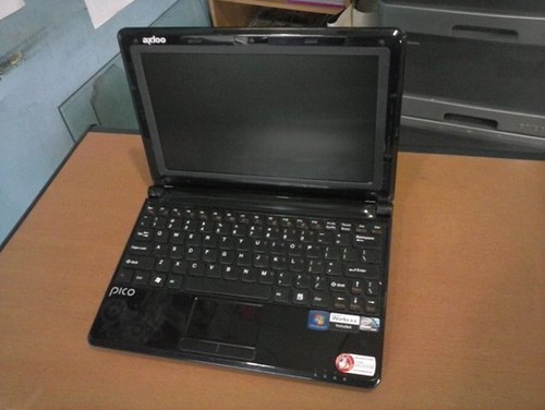 LAPTOP(NETBOOK) MURAH/HARGA NEGO/WIN7 STARTER ORI/FULLSET/COD BANDUNG
