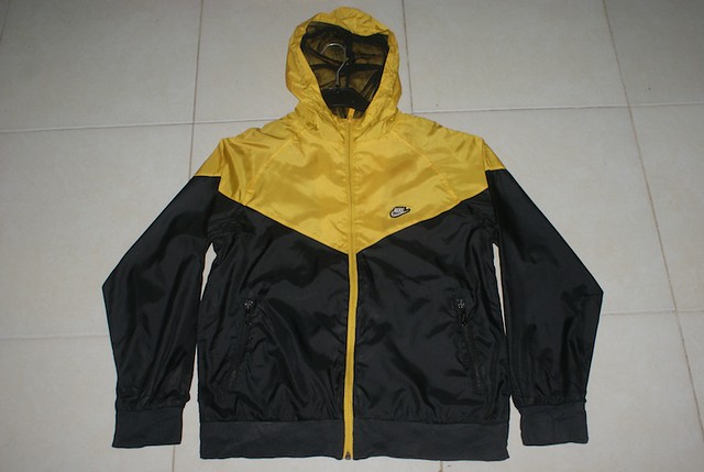 THE VENTURES NIKE Windrunner FARMERS BONE SHAKER POLO LACOSTE Harington UNIQLO KANGOL